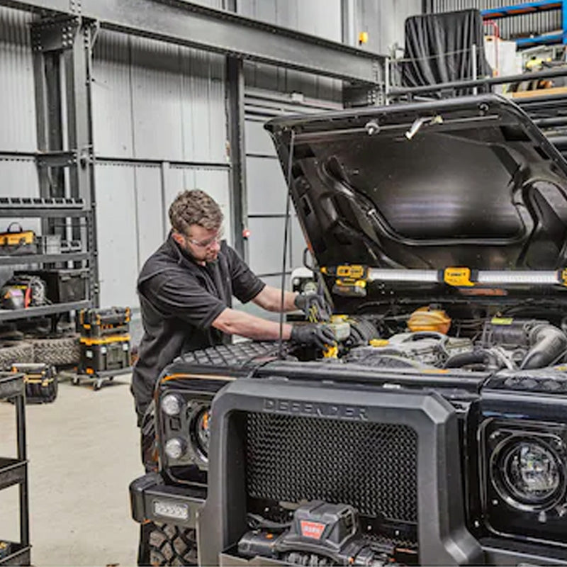 Lampe sous capot pliable XR 12V / 18V / 54V DEWALT DCL045-XJ - Image 5