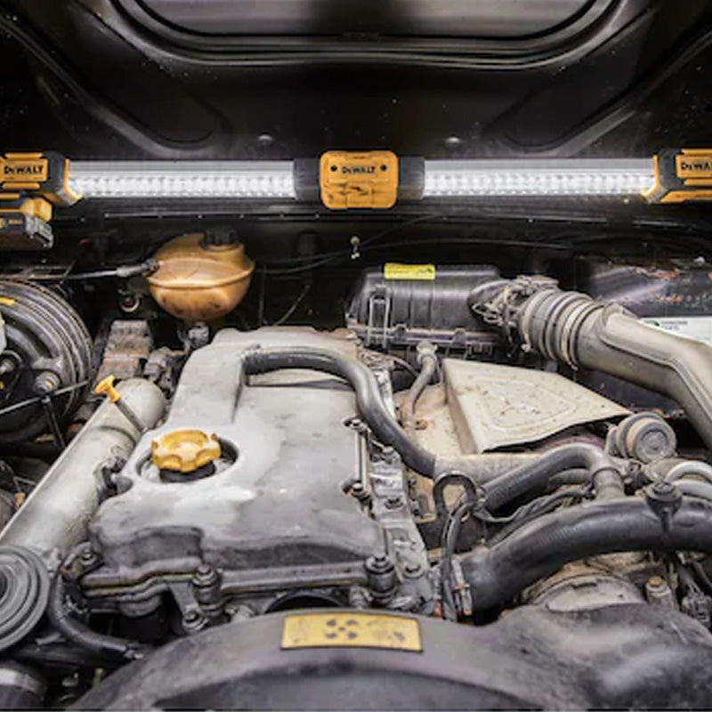 Lampe sous capot pliable XR 12V / 18V / 54V DEWALT DCL045-XJ - Image 2