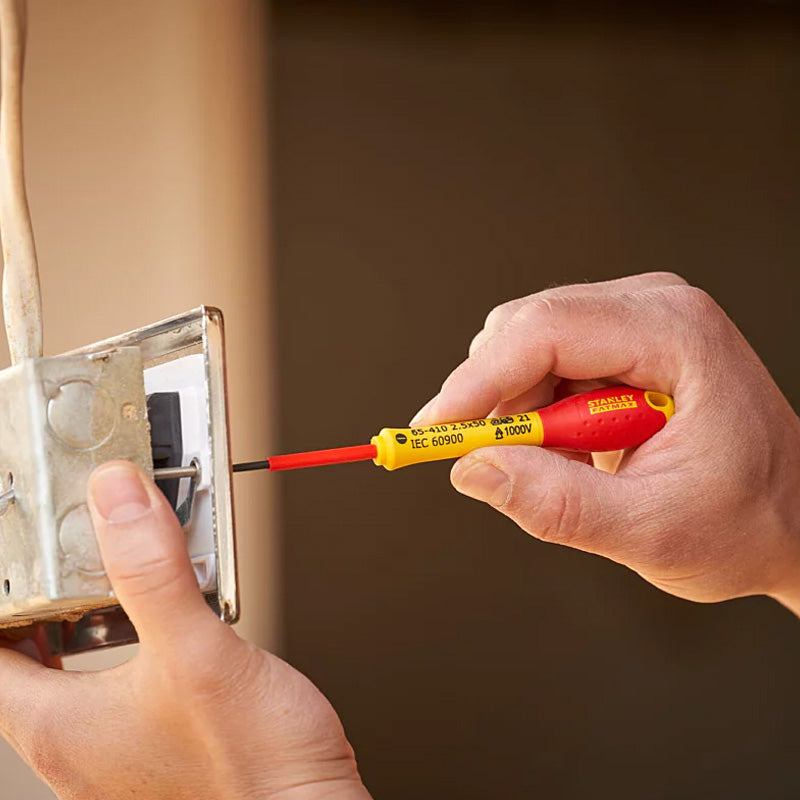Tournevis électricien isolé 1000v 3,5x75mm fatmax - STANLEY - 1-65-411 - Image 2