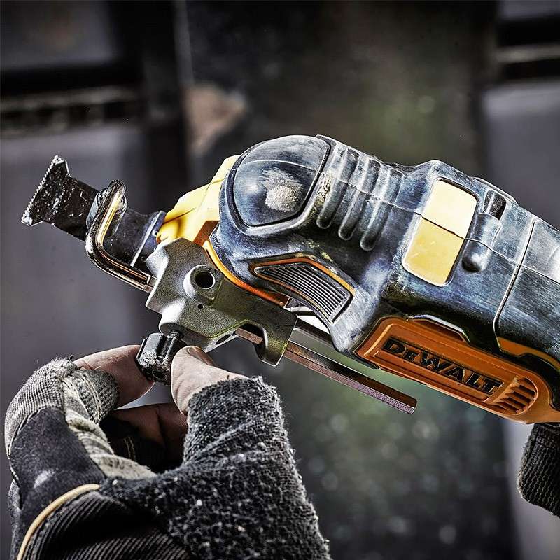 Outil multi-cutter oscillant 18V DEWALT DCS355NT-XJ Brushless avec coffret et 32 accessoires - Image 4