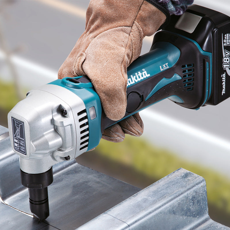 Grignoteuse 2x5Ah 18V LXT ® MAKITA DJN161RTJ en MAKPAC - Image 4